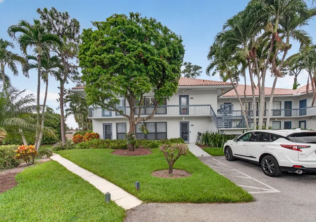 2nd image of 4084 N Quail Ridge Dr #Unit B, Boynton Beach, FL 33436 | MLS# B26046395