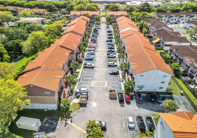 2nd image of 10018 Hammocks Blvd, Miami, FL 33196