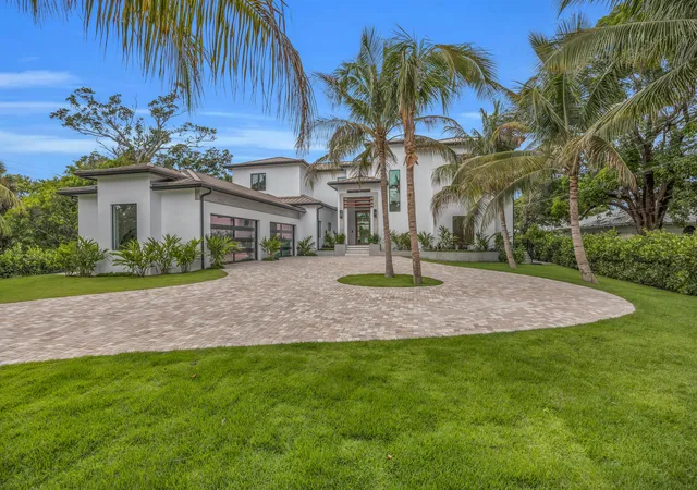 2nd image of 19175 W Riverside Dr, Tequesta, FL 33469 | MLS# B26046431