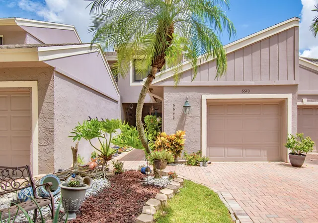 1st image of 6640 Thornhill Ct, Boca Raton, FL 33433 | MLS# B26046462