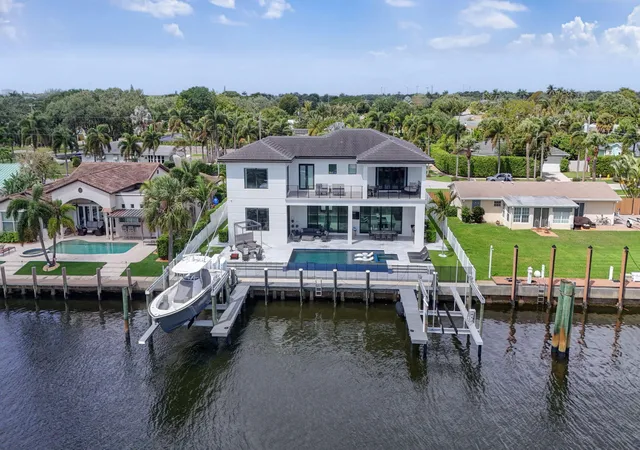 4th image of 824 Shore Dr, North Palm Beach, FL 33408 | MLS# B26046470