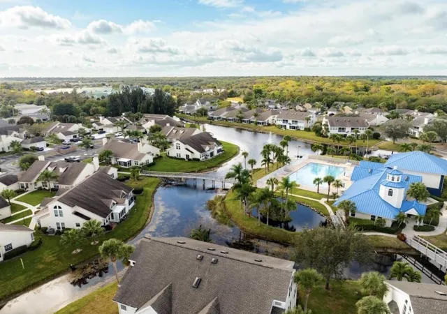 Homes for sale in Vero Beach, FL | 1907 Aynsley Wy #32-2, Vero Beach, FL 32966 | MLS# B26046474