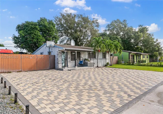 Photo 3 of Single family home for sale at 3311 Nw 171st St, Miami Gardens, FL 33056 | MLS# A12044283 | Listing updated on 2026-10-06