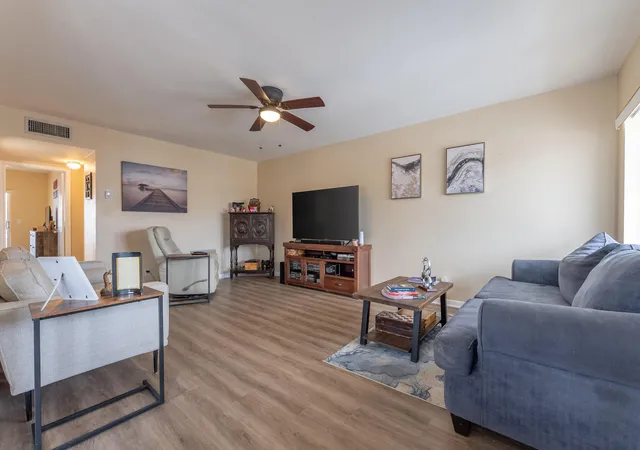 5th image of 2920 Cynthia Ln, Lake Worth Beach, FL 33461