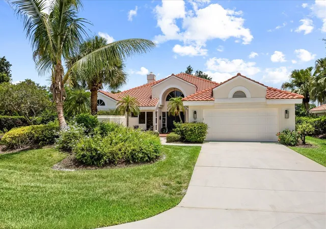 Photo 1 of Single family home for sale at 2001 Nw Laurel Oak Ln, Palm City, FL 34990 | MLS# B26046515 | Listing updated on 2026-08-29