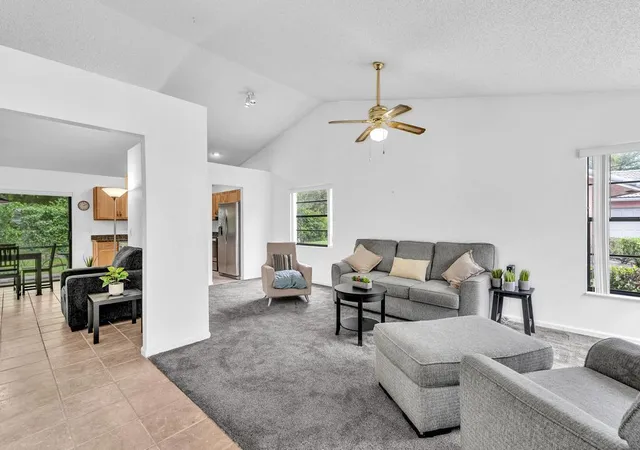 Homes for sale in Coral Springs, FL | 425 Shadow Wood Ln, Coral Springs, FL 33071 | MLS# B26046530