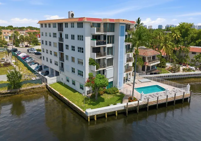2nd image of 1839 Middle River Dr, Fort Lauderdale, FL 33305