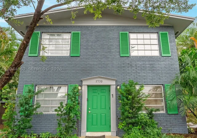 Homes for sale in Fort Lauderdale, FL | 1730 Ne 7th St Unit 1 5, Fort Lauderdale, FL 33304 | MLS# A12044962
