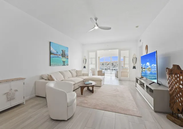 3rd image of 11 Harbour Isle Dr W #206, Fort Pierce, FL 34949 | MLS# B26046635
