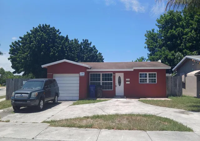 Homes for sale in North Lauderdale, FL | 6231 Sw 9th Pl, North Lauderdale, FL 33068 | MLS# B26046648