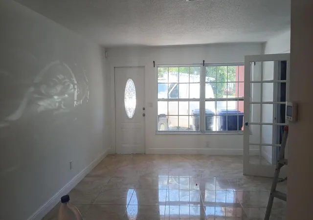 Homes for sale in North Lauderdale, FL | 6231 Sw 9th Pl, North Lauderdale, FL 33068 | MLS# B26046648