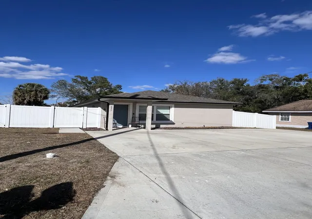 5th image of 650 E Grapefruit Ave #A, ,, FL 33850 | MLS# B26046688