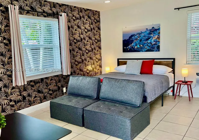 2nd image of 620 Sw 7th St Unit 1 6, Fort Lauderdale, FL 33315 | MLS# A12045284