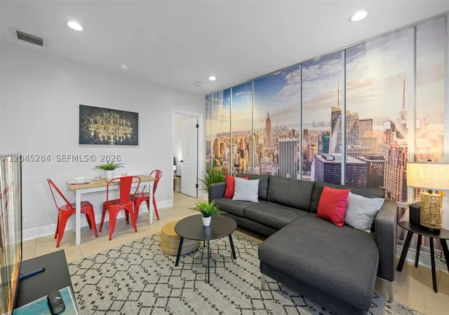 4th image of 620 Sw 7Th St Unit 1-6, Fort Lauderdale, FL 33315 | MLS# A12045284