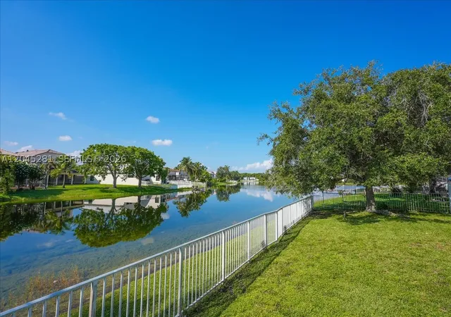 38th image of 15714 10th St, Pembroke Pines, FL 33028 | MLS# A12045281