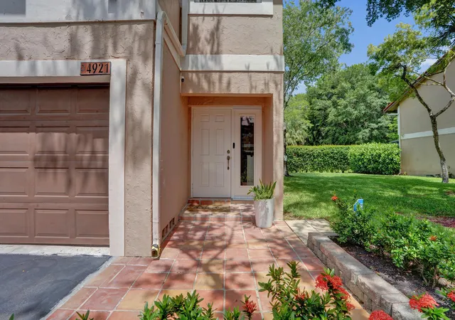 Homes for sale in Coral Springs, FL | 4921 Riverside Dr #606, Coral Springs, FL 33067 | MLS# B26046822