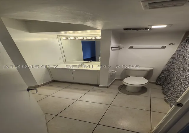 2nd image of Verabella Falls Condominiums, Miami, FL 33193