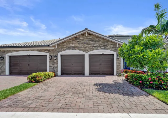 2nd image of 7719 S Blue Spring Dr, Parkland, FL 33067 | MLS# B26046853