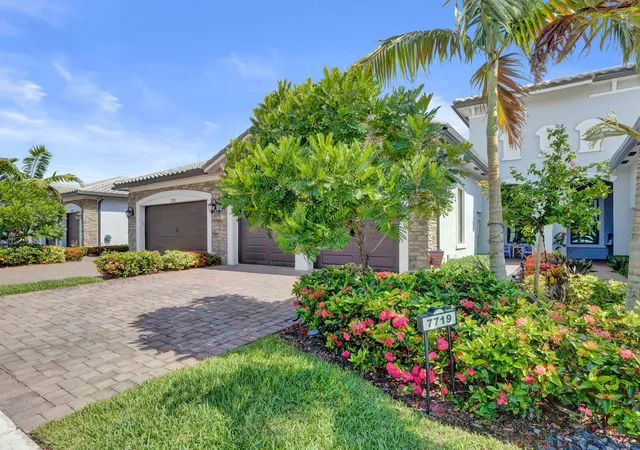 4th image of 7719 S Blue Spring Dr, Parkland, FL 33067 | MLS# B26046853