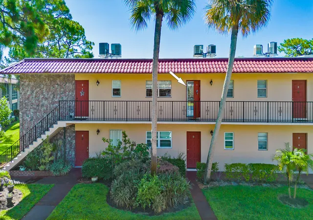 1st image of 1975 Sw Palm City Rd #G, Stuart, FL 34994 | MLS# B26046861