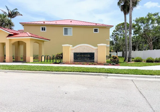 2nd image of 5088 Se Mariner Garden Cir, Stuart, FL 34997 | MLS# B26046891