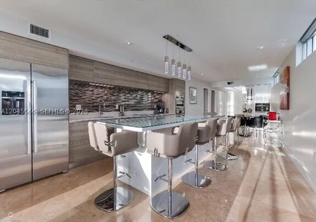 Homes for sale in Miami Beach, FL | 6620 Indian Creek Dr #508, Miami Beach, FL 33141 | MLS# A12045566