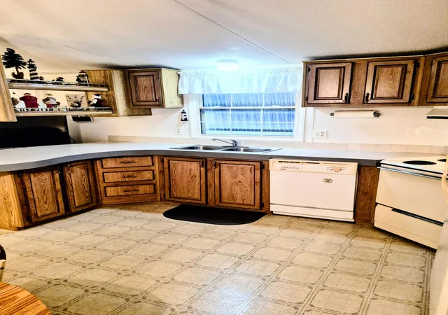 5th image of 1066 Peach Ln, Okeechobee, FL 34974 | MLS# B26046964