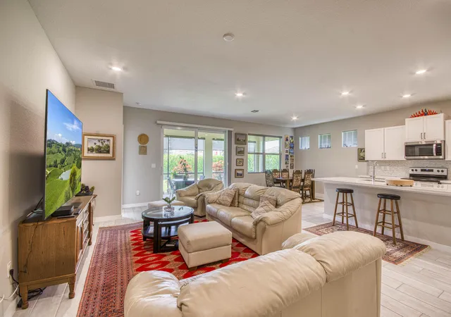 4th image of 4720 Nw Exchange Ave, Jensen Beach, FL 34957 | MLS# B26047079