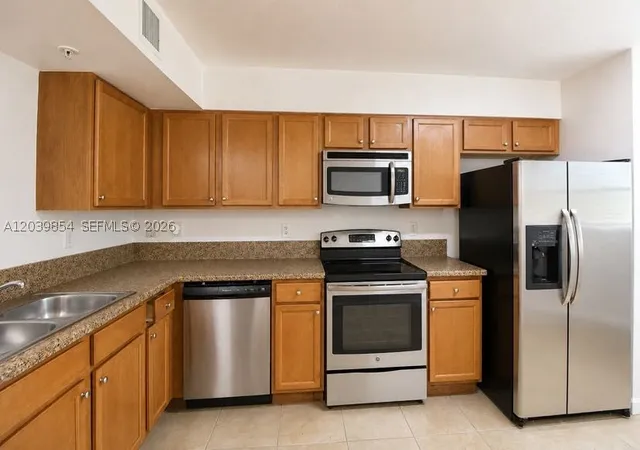 Homes for sale in Cutler Bay, FL | 22561 Sw 88th Pl #205-7, Cutler Bay, FL 33190 | MLS# A12039854