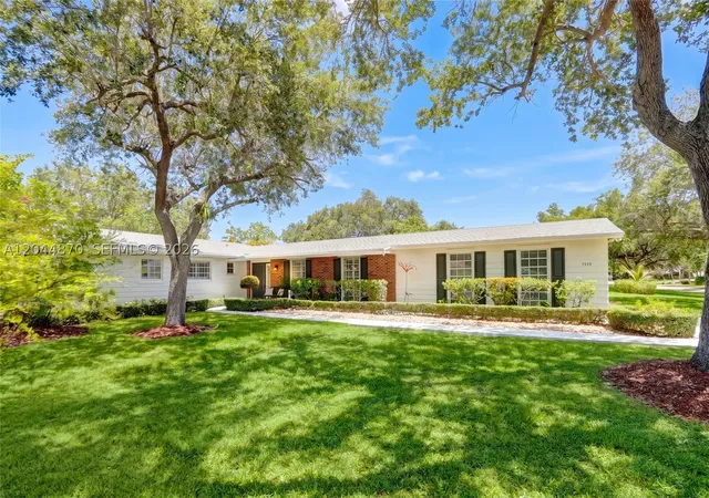 Photo 1 of Sale Pending at 7520 Sw 164th St, Palmetto Bay, FL 33157 | MLS# A12044870 | Listing updated on 2026-10-08