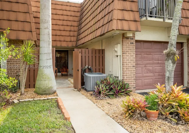 25th image of 1222 Sw 120th Way #190, Davie, FL 33325 | MLS# A12045903