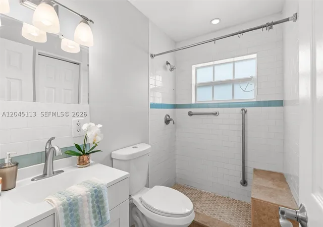 Photo 4 of Single family home for sale at 795 Nw 73Rd Ave, Margate, FL 33063 | MLS# A12045113 | Listing updated on 2026-10-04