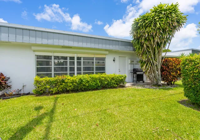 5th image of 2886 Fernley Dr E, West Palm Beach, FL 33415