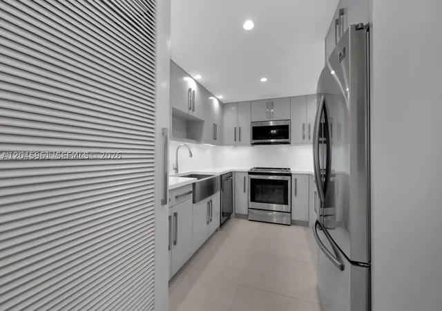 5th image of 600 Biltmore Way #618, Coral Gables, FL 33134 | MLS# A12045961