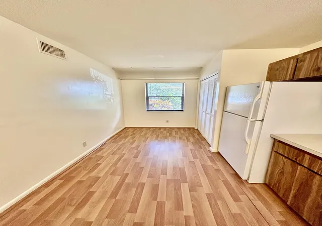 3rd image of 2900 Sw 22Nd Cir, Delray Beach, FL 33445