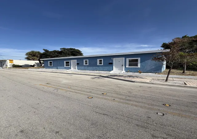 2nd image of 1117 3Rd Ave N #1, ,, FL 33460 | MLS# B26047208