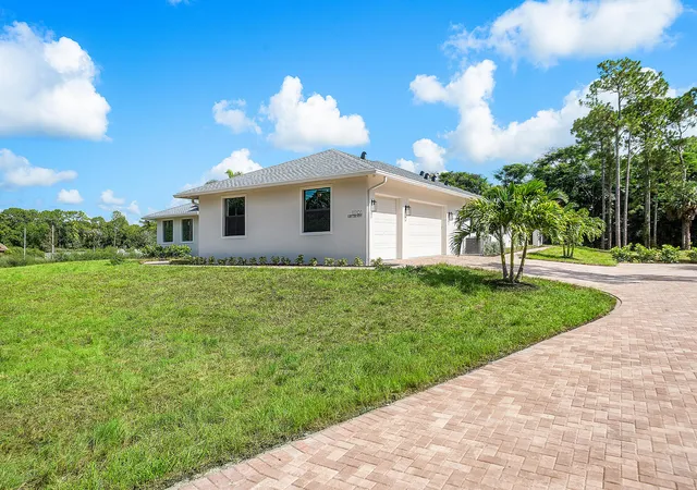3rd image of 11701 153Rd Ct N, Jupiter, FL 33478 | MLS# B26047215