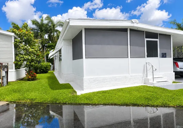 Homes for sale in Hollywood, FL | 3302 Lake St, Hollywood, FL 33021 | MLS# B26047255