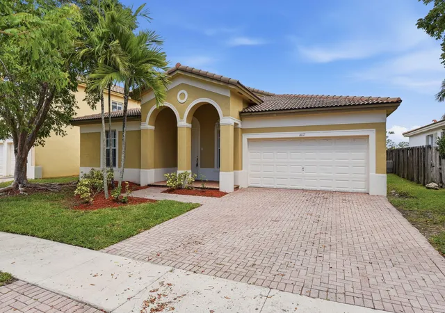 Homes for sale in Homestead, FL | 1412 Ne 40th Ave, Homestead, FL 33033 | MLS# B26047327