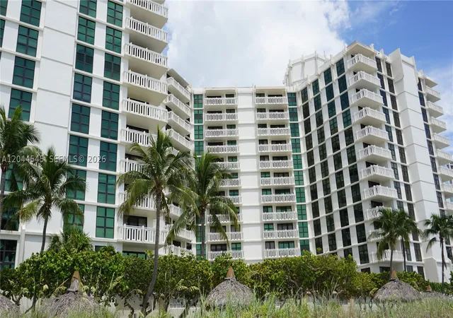 3rd image of 1111 Crandon Blvd, Key Biscayne, FL 33149