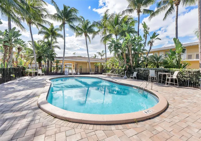 2nd image of 4050 Ne 12Th Ter, Fort Lauderdale, FL 33334
