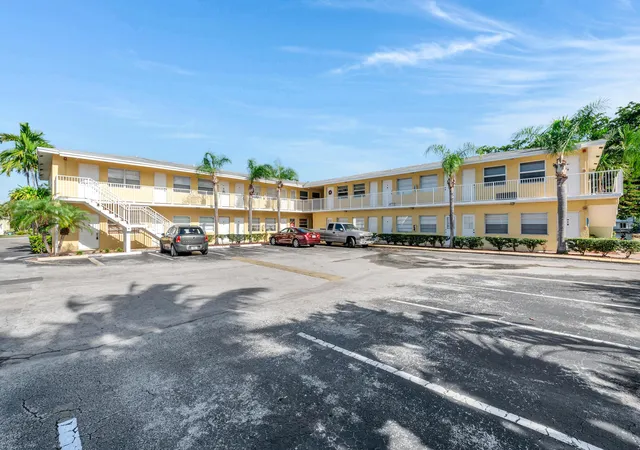 12th image of 4050 Ne 12th Ter #38, Fort Lauderdale, FL 33334 | MLS# B26047353