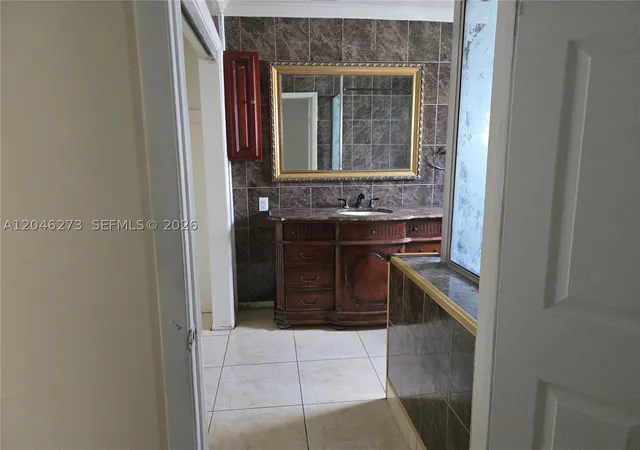 Photo 3 of Single family home for sale at 4205 Nw 52Nd Ave, Lauderdale Lakes, FL 33319 | MLS# A12046273 | Listing updated on 2026-08-24
