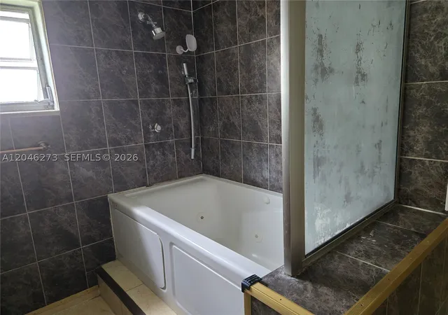 Photo 4 of Single family home for sale at 4205 Nw 52Nd Ave, Lauderdale Lakes, FL 33319 | MLS# A12046273 | Listing updated on 2026-08-24