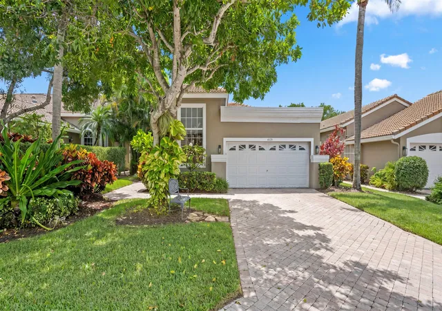 Homes for sale in Lake Worth, FL | 4706 Carlton Golf Dr, Lake Worth, FL 33449 | MLS# B26047376