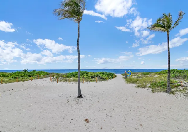 Homes for sale in Lauderdale By The Sea, FL | 2000 S Ocean Blvd #9n, Lauderdale By The Sea, FL 33062 | MLS# B26047385