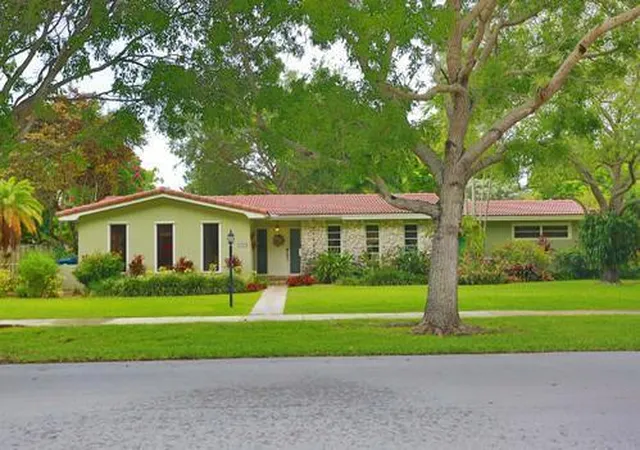 2nd image of 7850 Sw 160th St, Palmetto Bay, FL 33157 | MLS# B26047405