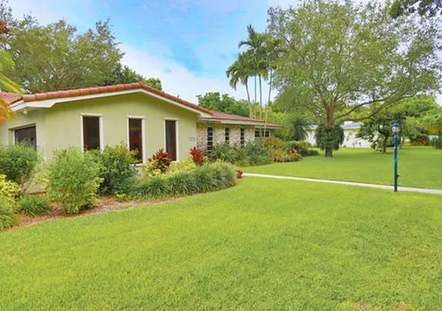 4th image of 7850 Sw 160Th St, Palmetto Bay, FL 33157 | MLS# B26047405