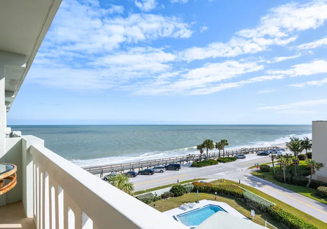 Homes for sale in Vero Beach, FL | 4049 Ocean Dr #505, Vero Beach, FL 32963 | MLS# B26047425