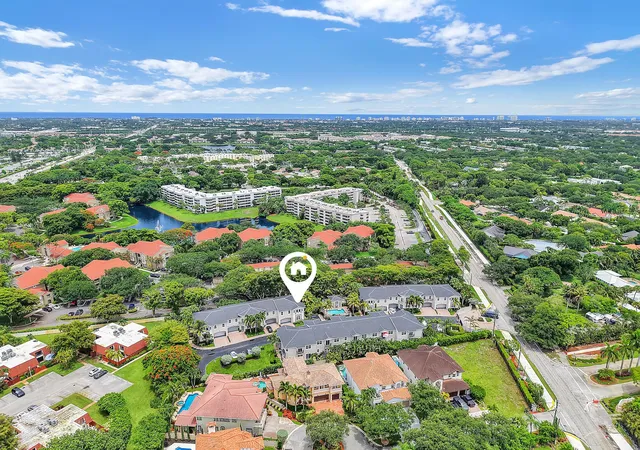 2nd image of 1835 Highland Grove Dr, Delray Beach, FL 33445 | MLS# B26047438